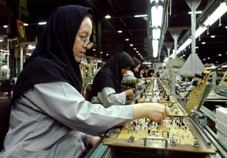 کار آفرینی برای زنان سرپرست خانوار یک ضرورت است