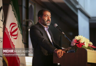 ضرورت حضور پیشگامان انقلاب بین جوانان برای تبیین دوره طاغوت