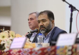 موضوع جوانی جمعیت در شبکه بانکی و به عنوان یک فرهنگ دنبال شود