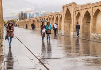 هوای بارانی اصفهان در وضعیت قابل قبول/ شاخص ۳ منطقه نارنجی است