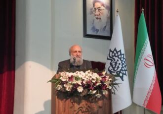 هنرانقلاب را باید از زاویه دیگری نگاه کرد