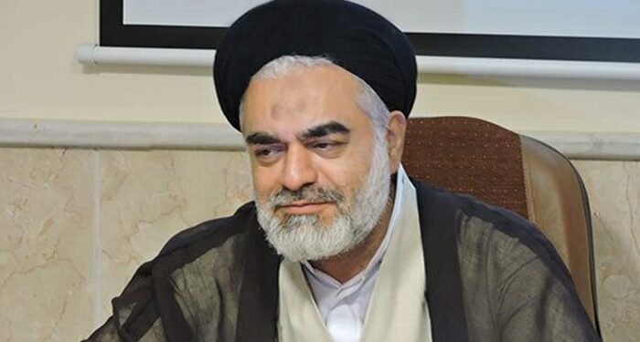 حجاب پرچم برافراشته‌ای است که دشمن قصد دارد آن را زمین بیندازد