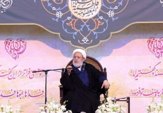 راهنمایی هر فرد به کار خیر، عبادت است