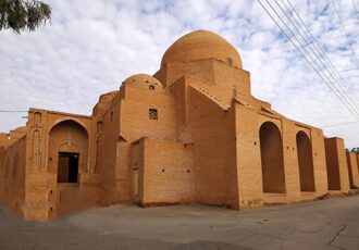 نخستین مسجد دوطبقه جهان اسلام در اردستان کاندیدای ثبت‌جهانی