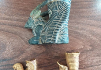 کشف گنجینه ارزشمند هخامنشی در برخوار